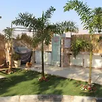 Bari Suite At Royal Park